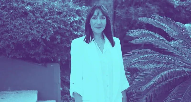 Binnur Kaya